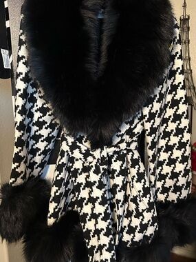 Black & White Houndstooth Coat with Black Fur Trim